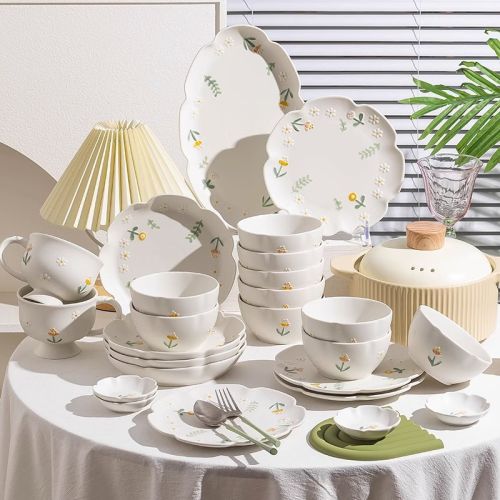 Little Daisy Embossed Tableware Set - 1