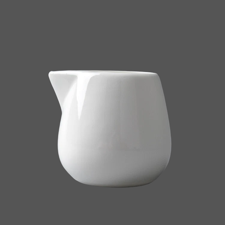 Pure White Ceramic Milk Pot - X011385