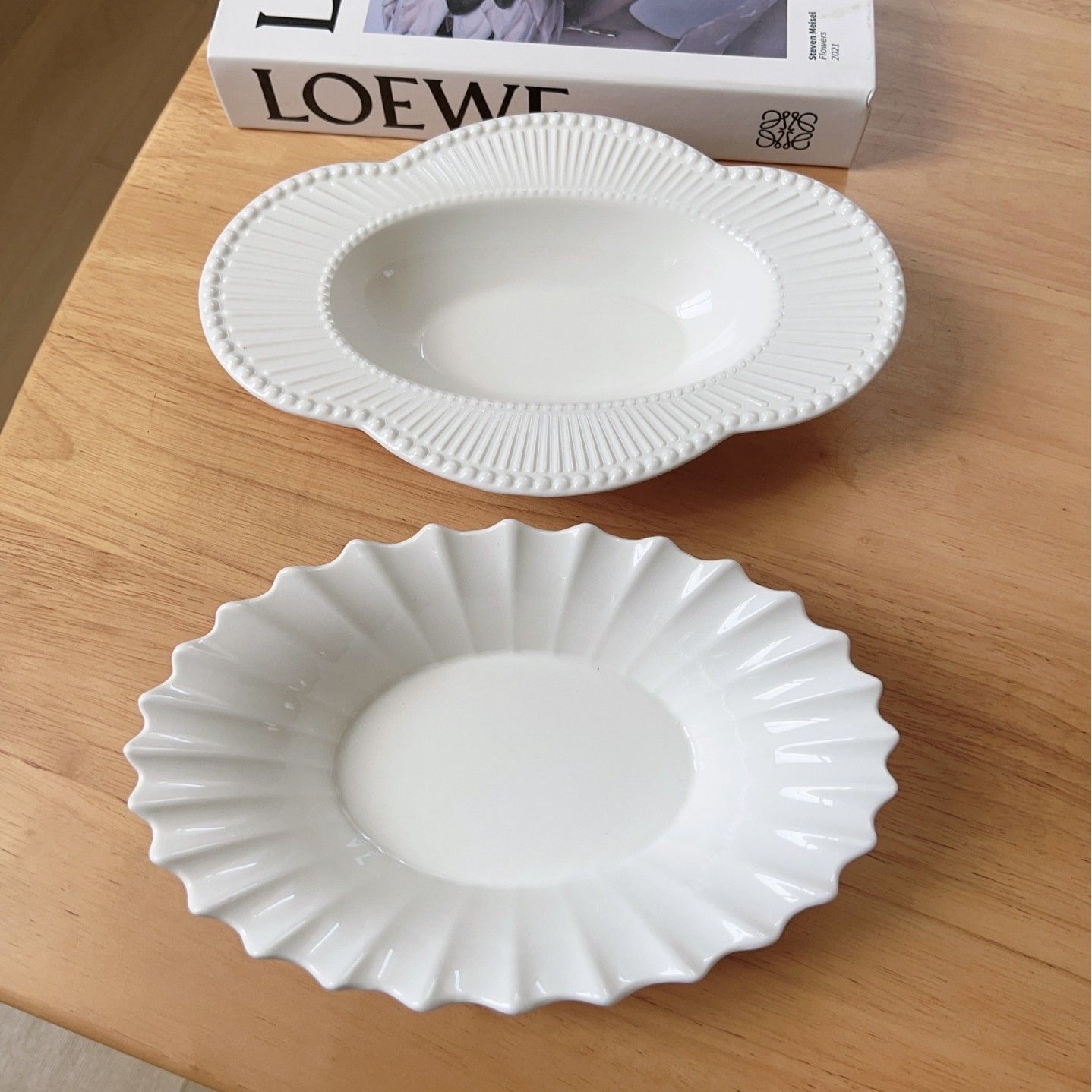 Japanese-Style Embossed Scalloped Bowl & Plate Set